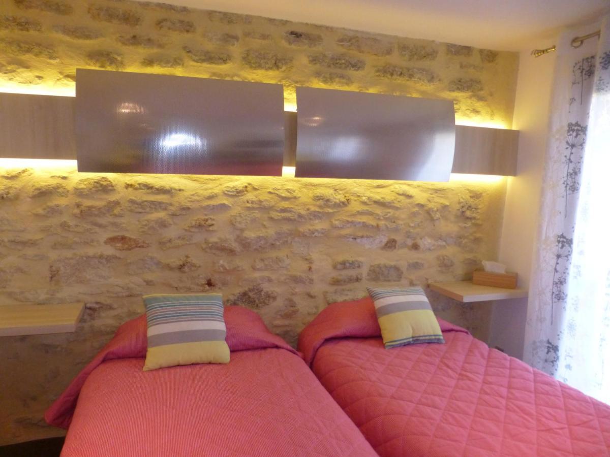 Les Chambres Du Vieux Bistrot Cabrières-dʼAvignon Dış mekan fotoğraf
