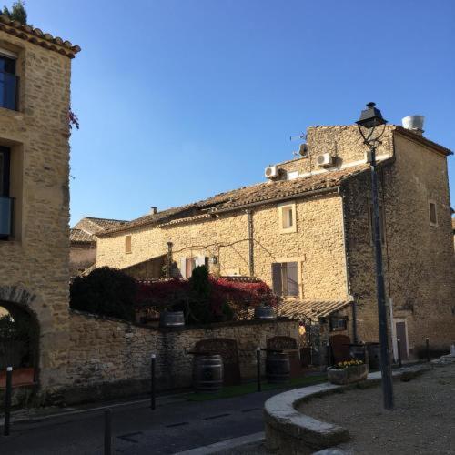 Les Chambres Du Vieux Bistrot Cabrières-dʼAvignon Dış mekan fotoğraf