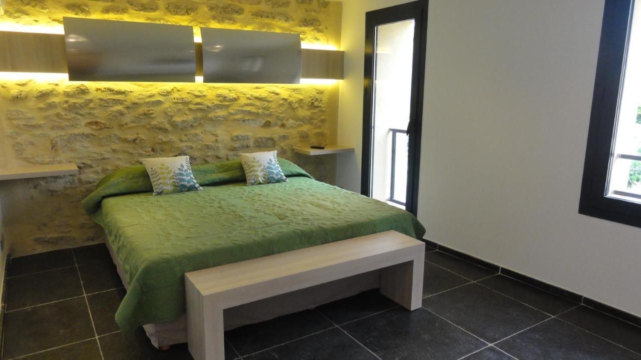 Les Chambres Du Vieux Bistrot Cabrières-dʼAvignon Dış mekan fotoğraf