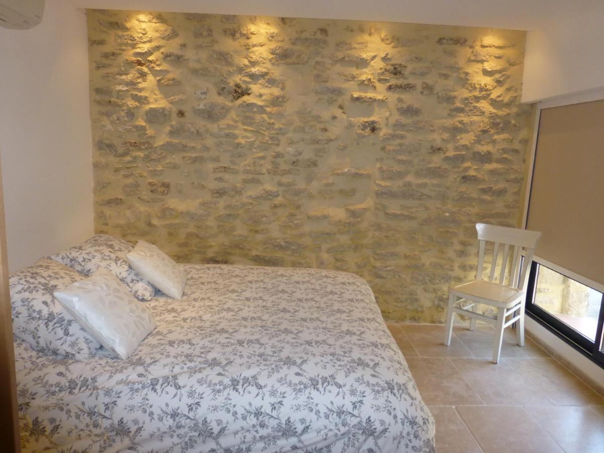 Les Chambres Du Vieux Bistrot Cabrières-dʼAvignon Dış mekan fotoğraf