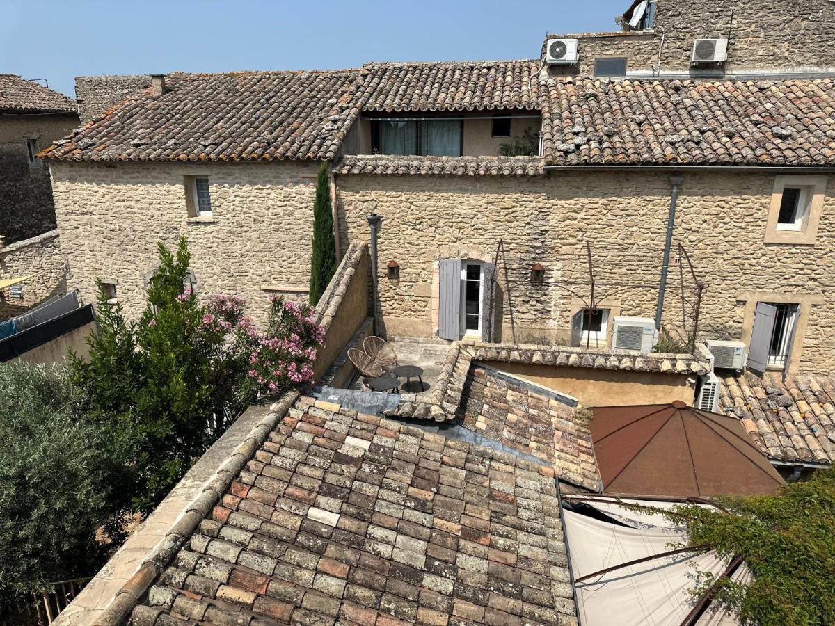 Les Chambres Du Vieux Bistrot Cabrières-dʼAvignon Dış mekan fotoğraf
