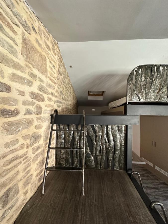 Les Chambres Du Vieux Bistrot Cabrières-dʼAvignon Dış mekan fotoğraf